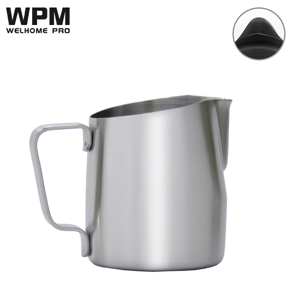 1904斜口拉花杯 300ml 烤漆（圓嘴）砂光  |WPM 品牌專區